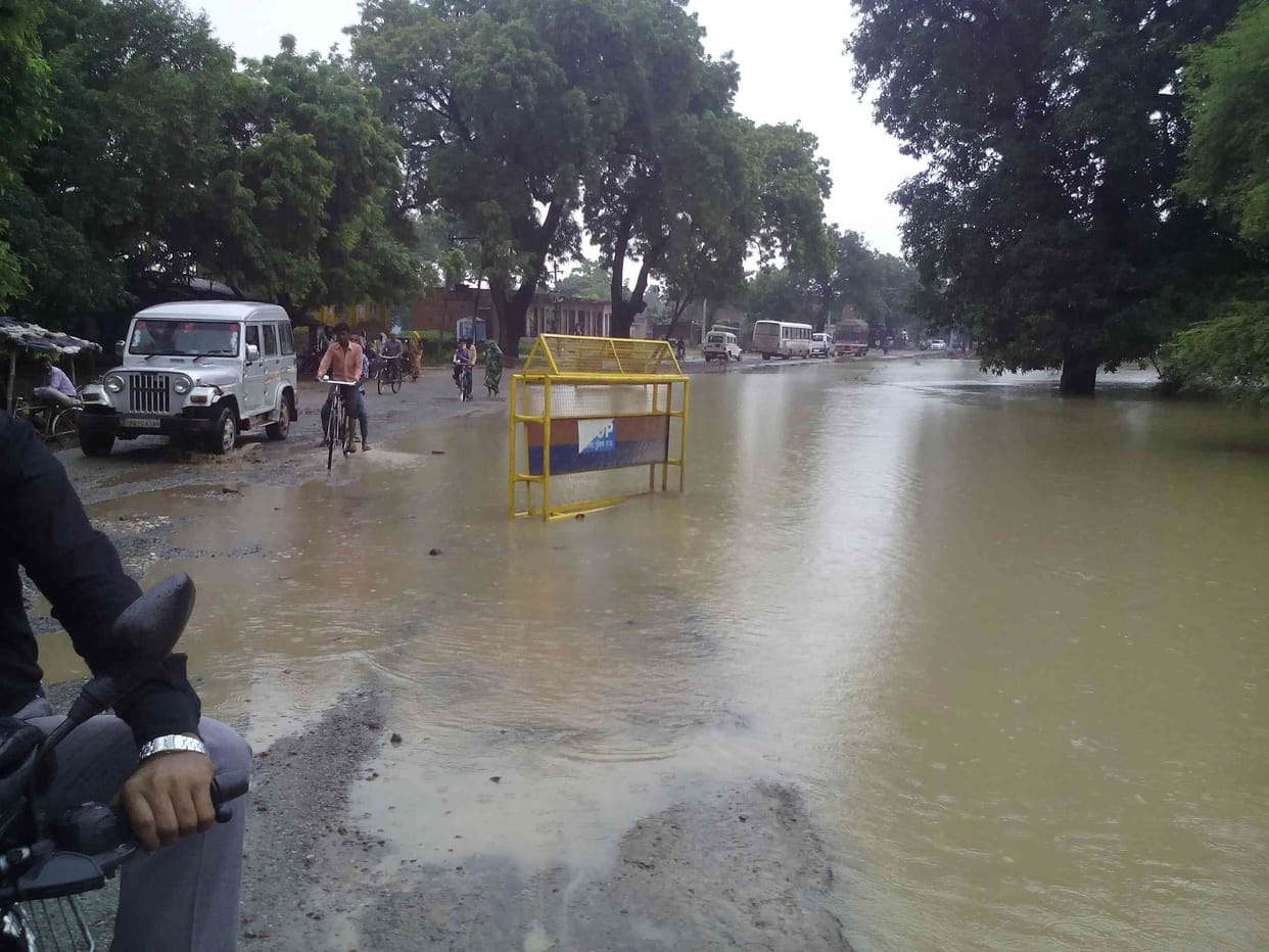 15 thousand people from the flood of the river Prbraavit