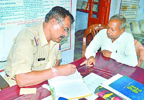 60 thousand robbed in broad daylight