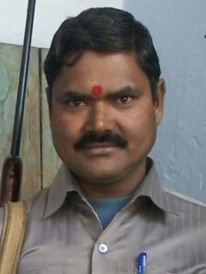 Property dealer killed in the house , from the roof threw a dead body