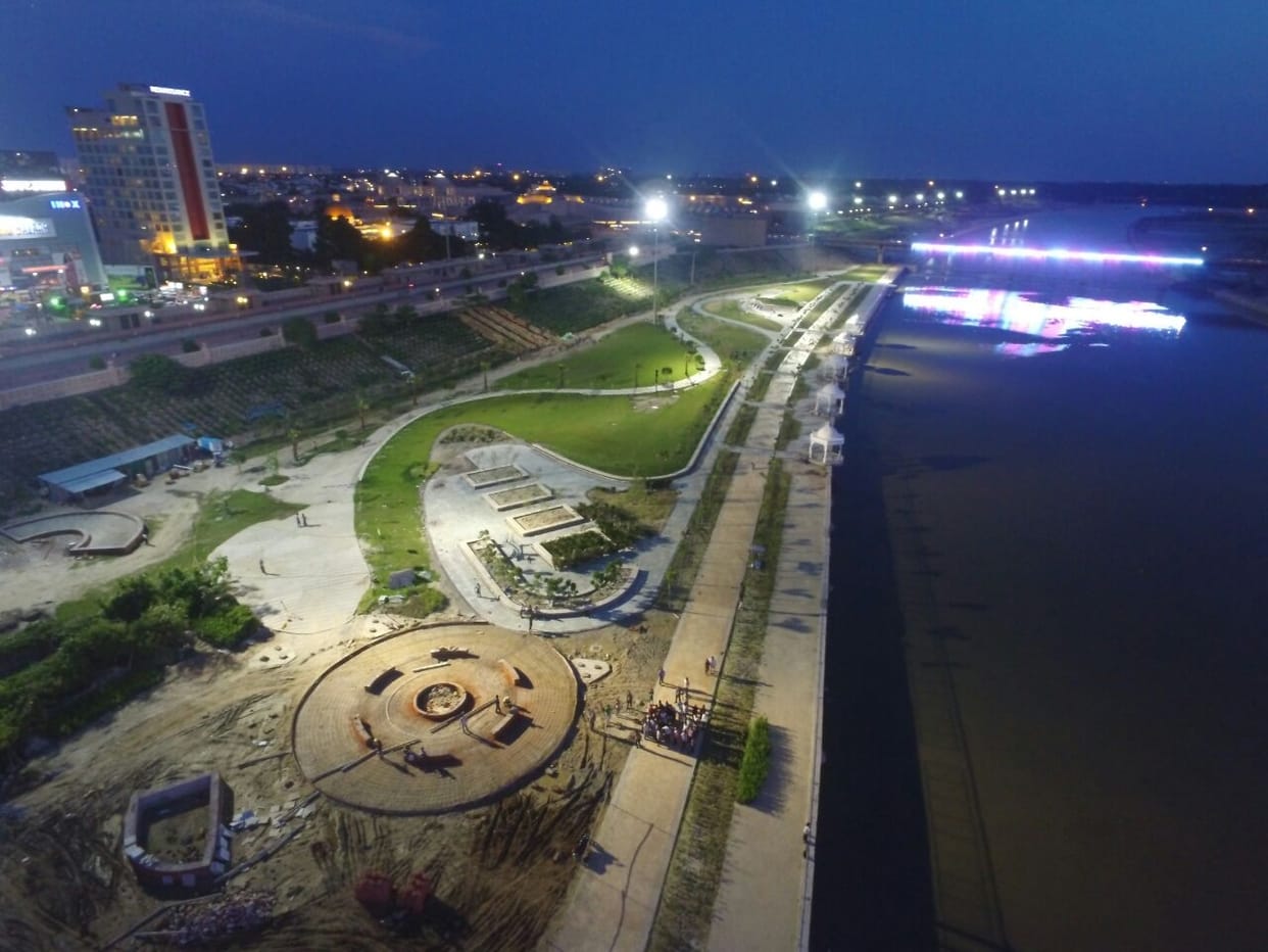 CAG report on fountain of Gomati river front.