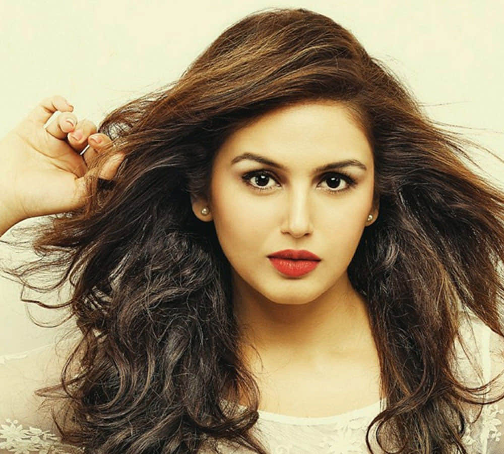 salman khan family does not invite huma qureshi in family