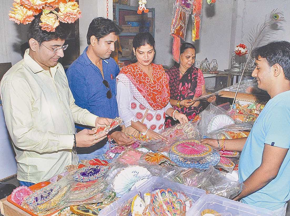 Markets ready for Janmashtami