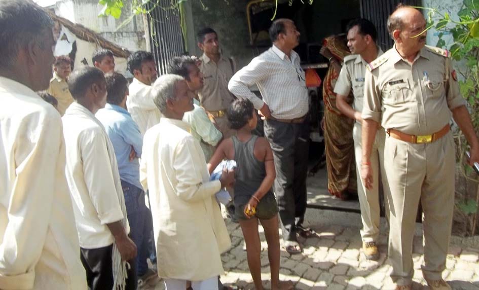 Sunil 's father was killed in revenge