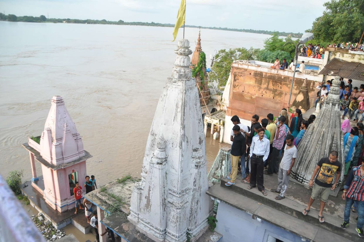 300 village surrounded by river flooding