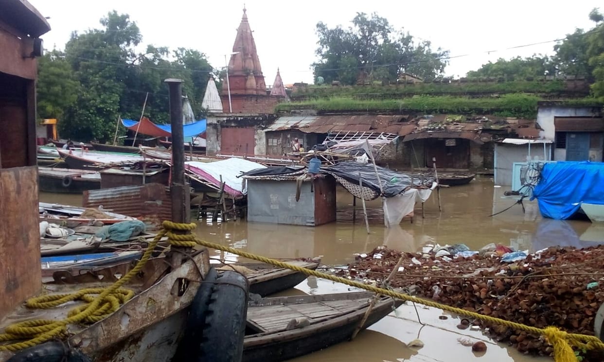 Hundreds of villages and inundated the river, a family devastated