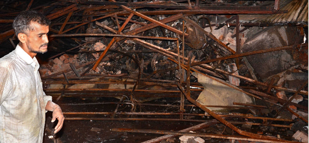fire in Hero company showroom, around 500 bikes has destroyed