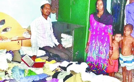 Robbery in two houses in the village of bhojipura Anbrpur