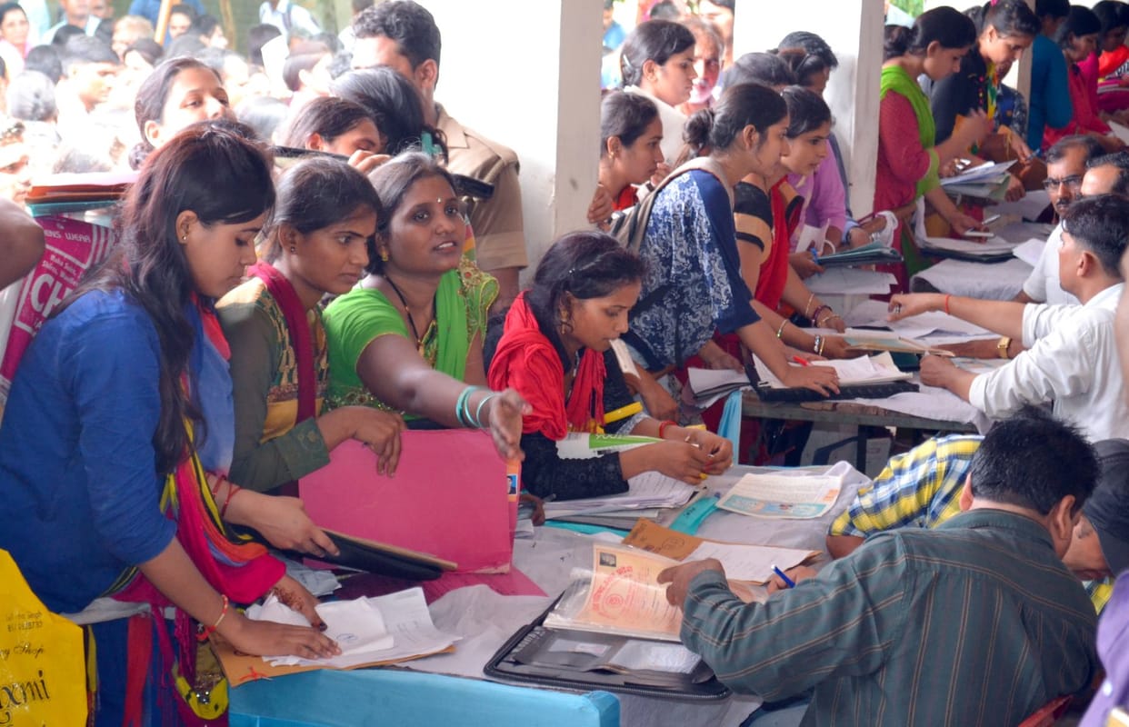 584 seats Complete counseling