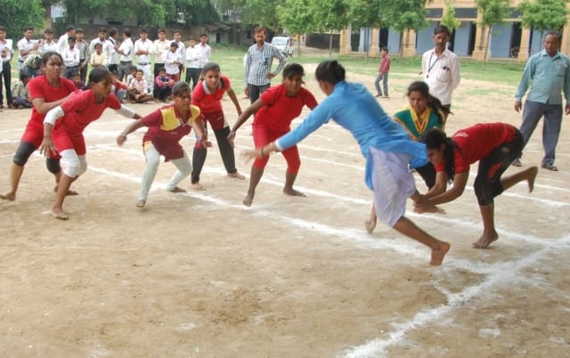 Bachganv winner, runner-up in Firozabad