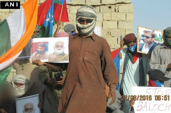 Indian flag hoisting in Balochistan, slogans favour in modi