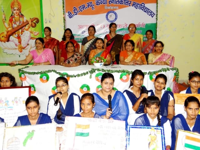 Competitions were held patriotic theme