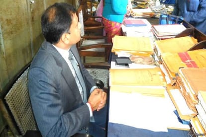 patna dm cleark 