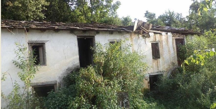 Ram Singh government of ignoring sample Ashram
