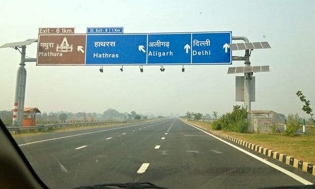 number of vehicle and speed percentage over Yamuna expressway