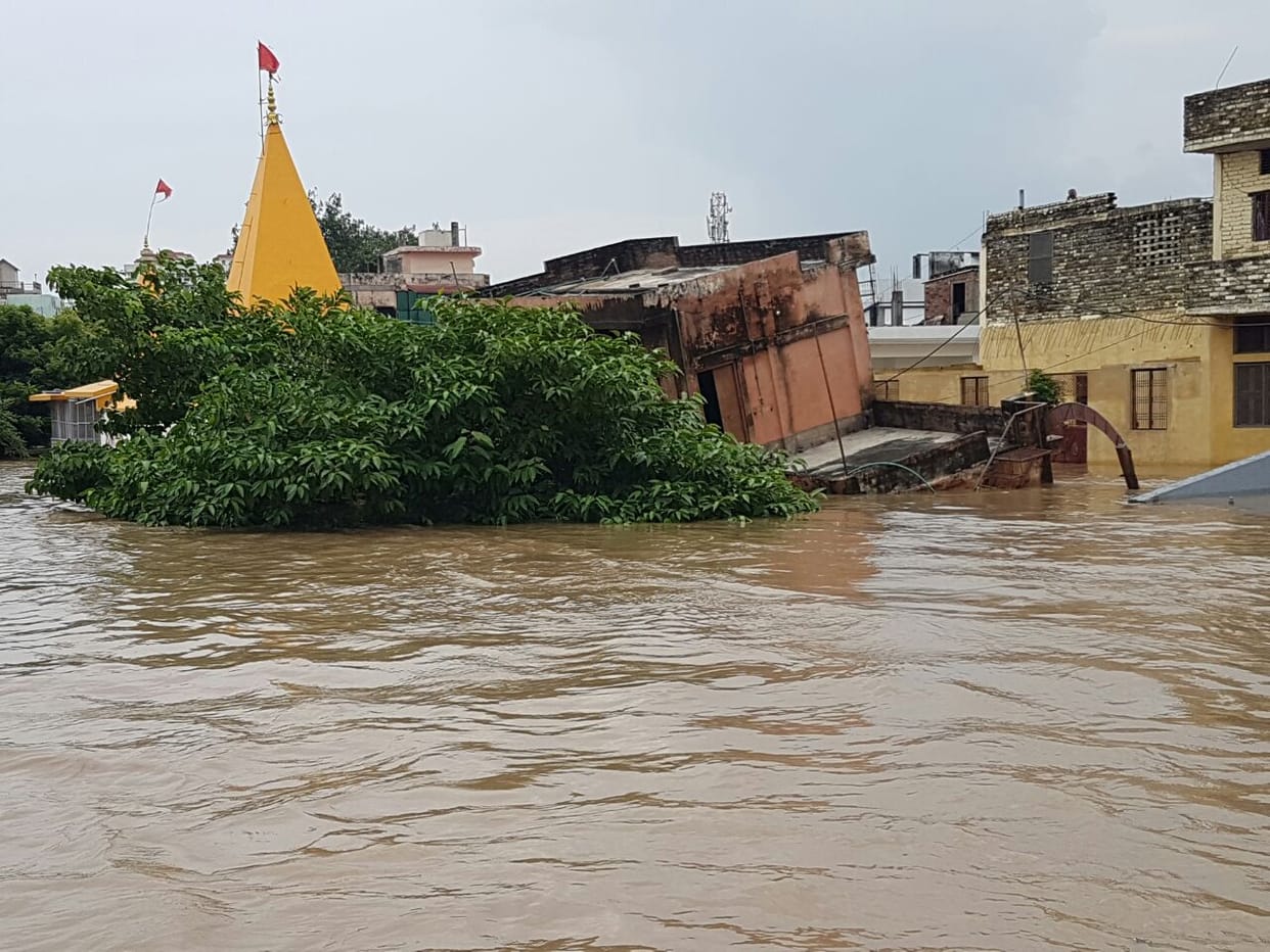 UP: Heavy flood in Banaras