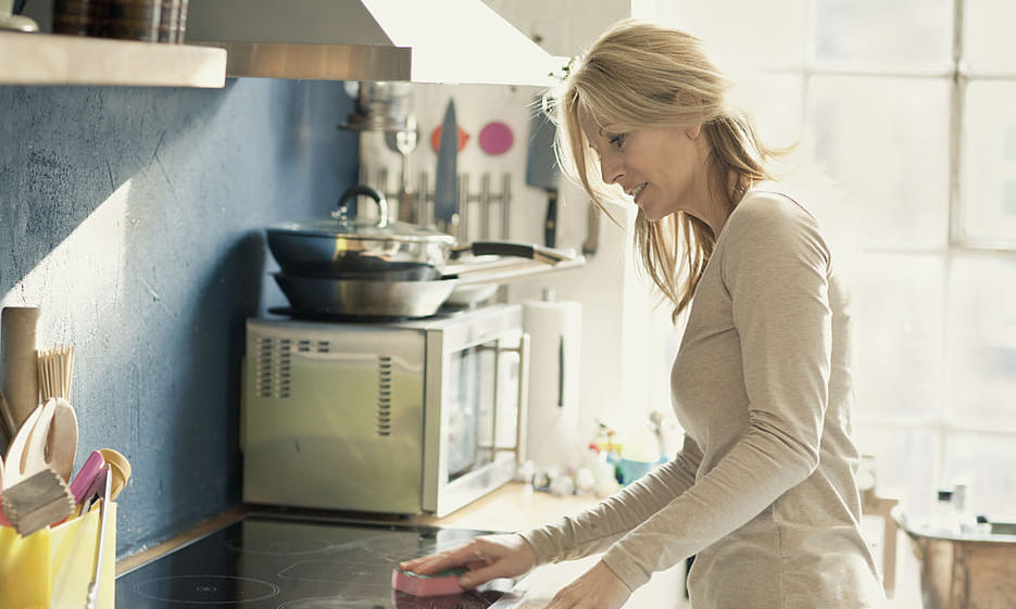 how to clean your house in 10 min