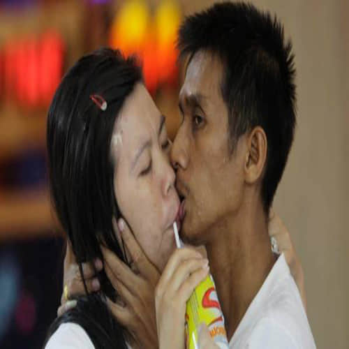 WORLD'S LONGEST CONTINUOUS KISS