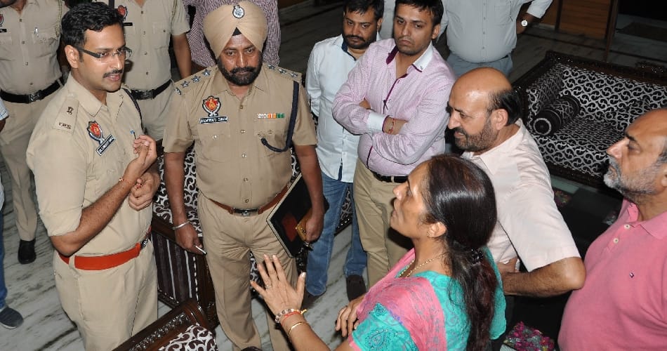 loot with businessman at rajkumar's house in ludhiana, punjab