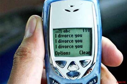 husband gives divorce over phone at bareilly