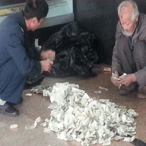 richest beggar earn lacs a month