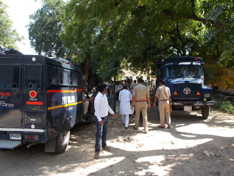 The detainees refused to go to the muscle