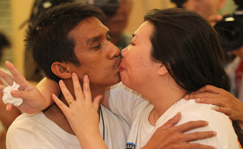 WORLD'S LONGEST CONTINUOUS KISS