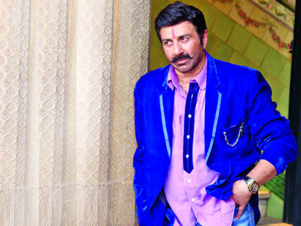 Sunny Deols's upcoming movie Bhaiyaji Superhit in trouble again