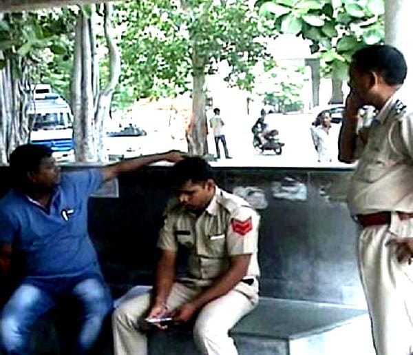 after wife's murder Husband commit suicide, The child said, 'Get up mother'