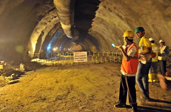 zojila tunnel in j&K