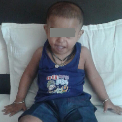 mother beats her child in closed home, caught On cctv