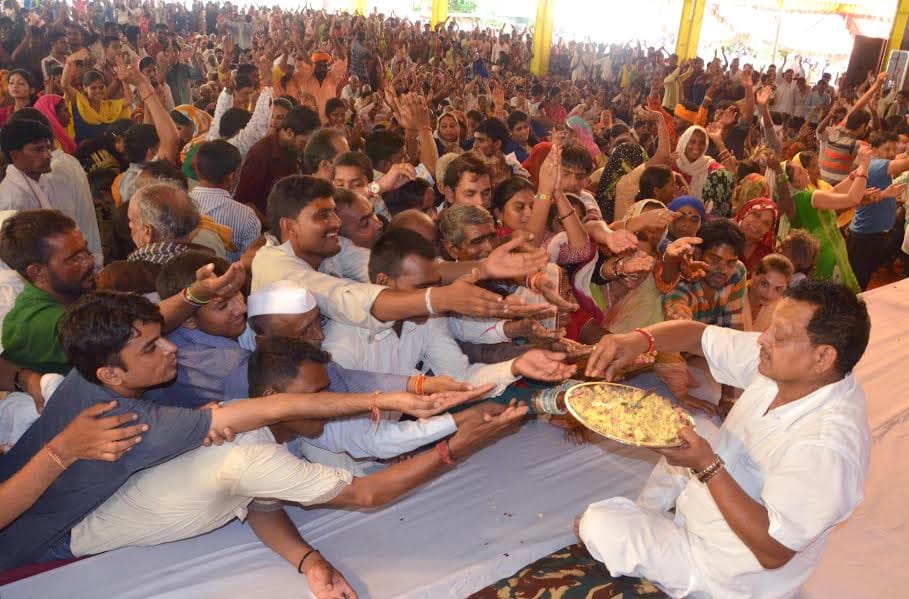 Beautiful pictures of krishna Janmashtmi direct from Birth Place at Mathura-Vrindavan