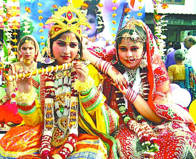 radhe radhe jappo chale ayenge bihari 
