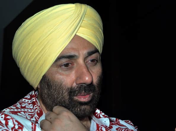 Sunny Deol, Bobby Deol to start shooting for Poshter Boyz this year