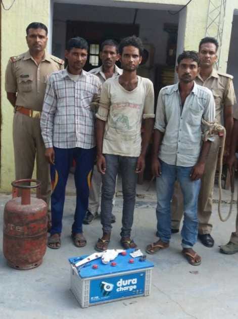 Three thieves arrested, goods recovered 