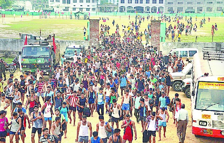  young men  chaos at the railway station