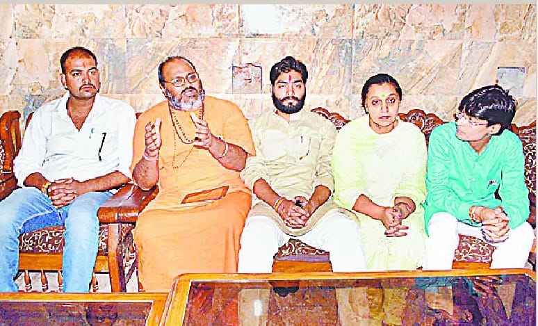hindus are going to less : saraswati