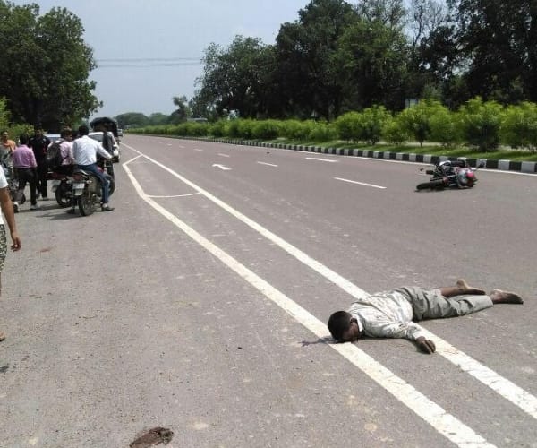 Roadways bus collision the three young men, one killed