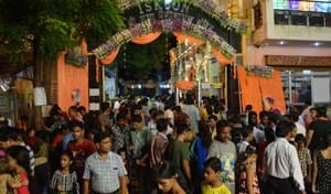 Born Krishna Kanhai , house to house wishing stake