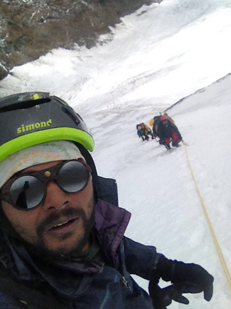 MOUNTAINEER ESCAPED FROM DEATH
