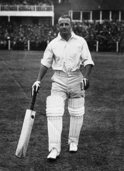 Don Bradman Born at 27th august, 11 fact of his carrier