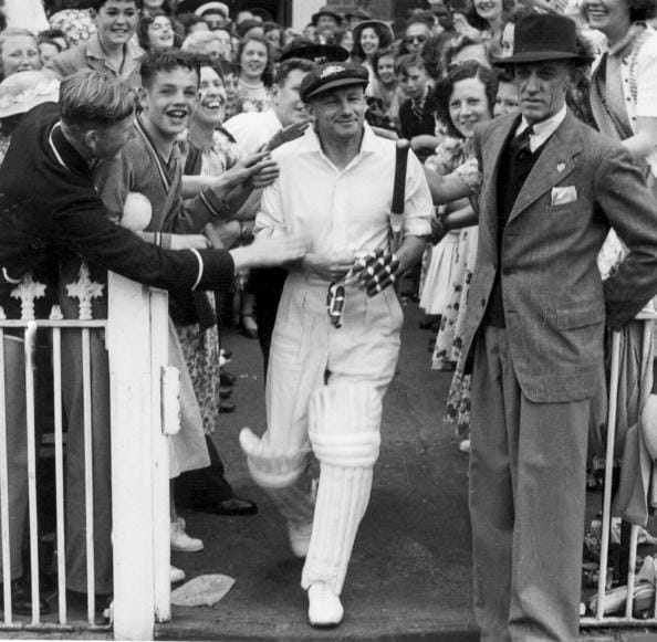 Don Bradman Born at 27th august, 11 fact of his carrier