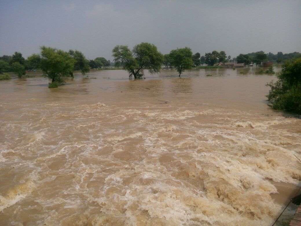 karibpur road damaged