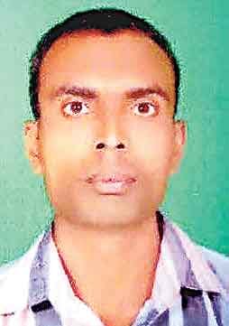 crpf employee shoot his brother and wife