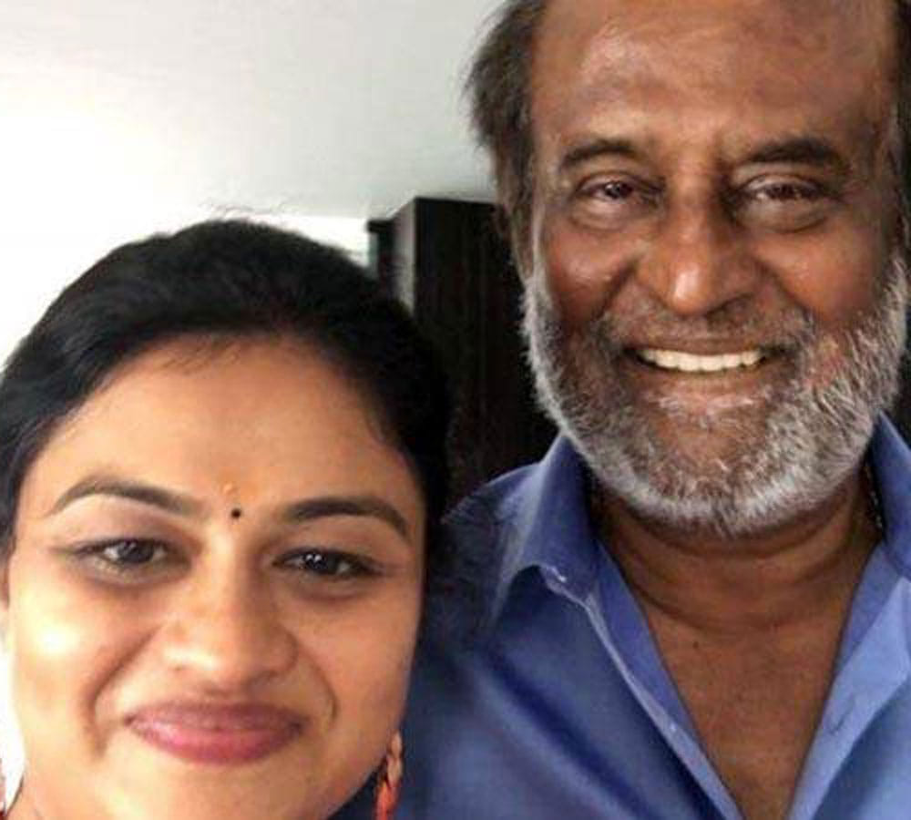 rajnikant invites his fan at farmhouse