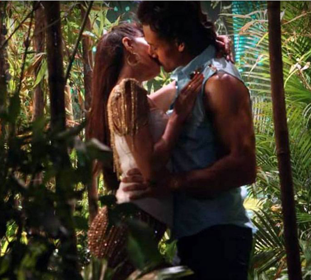 Tiger and Jacqueline continue kissing even after cut