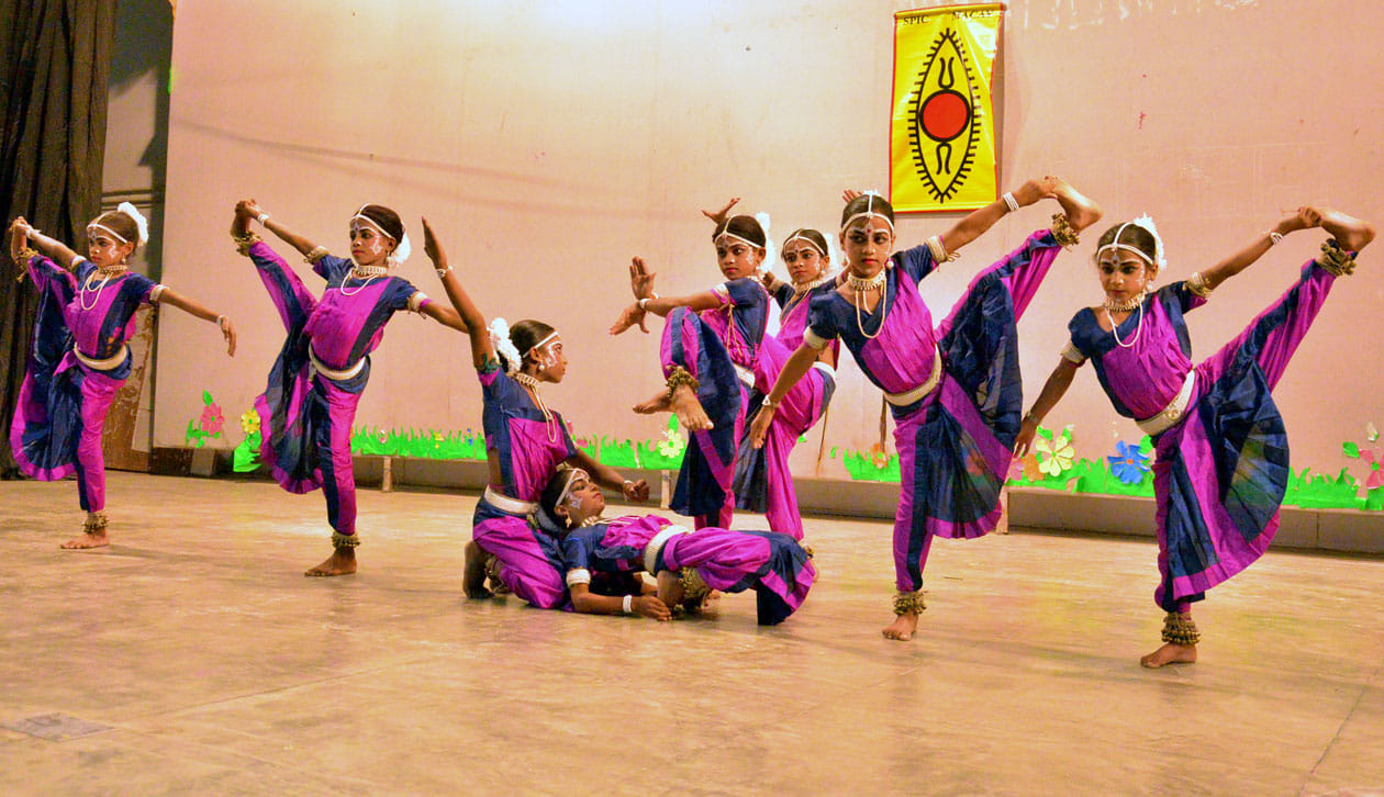 spic macay group perform in nit srinagar uttarakhand.