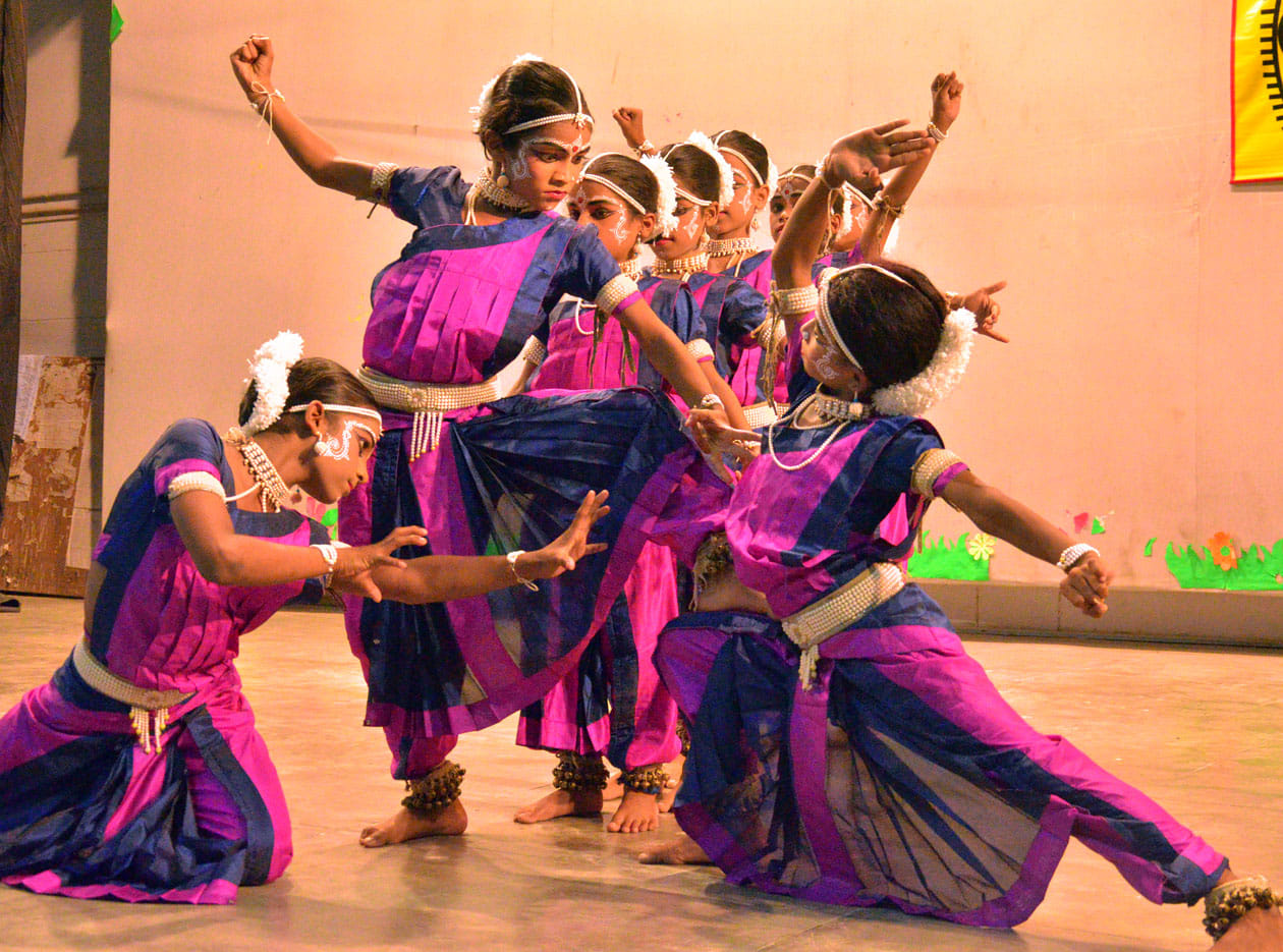 spic macay group perform in nit srinagar uttarakhand.