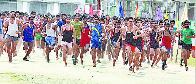 sena bharti : badaut se 7130 daude