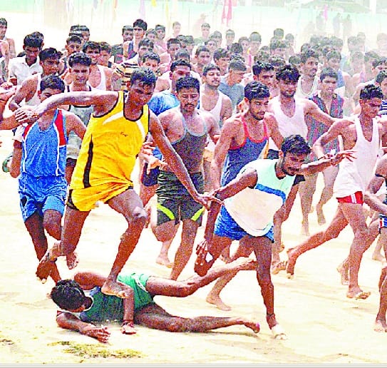tadapte rahe ghayal, ambulence fail