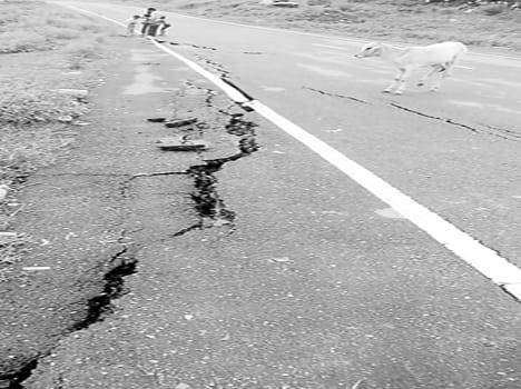 Rain and flooding of roads in poor condition